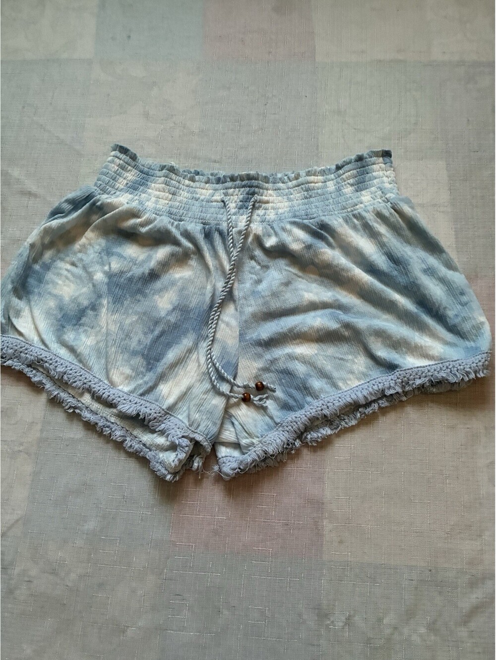 No Boundaries Juniors XL 15-17 Blue Tie Dye Fringe Boho Shorts -0003